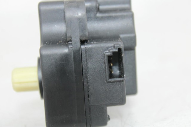 6G9N19E616 LAND ROVER купить в Ровно