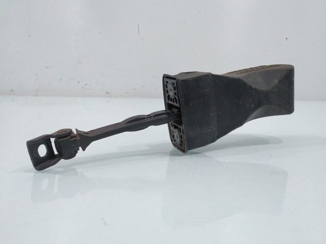 VAG 6J0837249D Ограничитель двери в наличии Павлоград