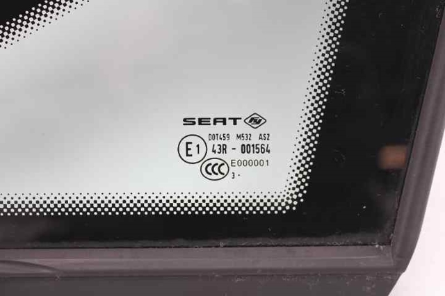 VAG 6J0845411 Стекло-форточка двери передней левой в наличии Ровно