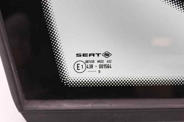 VAG 6J0845412B Стекло-форточка двери передней правой в наличии Полтава