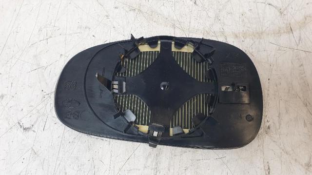 VAG 6J0857522H Стекло правого зеркала заднего вида в наличии Киев