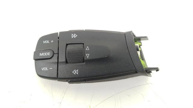 VAG 6J0959441 в наличии Черкассы