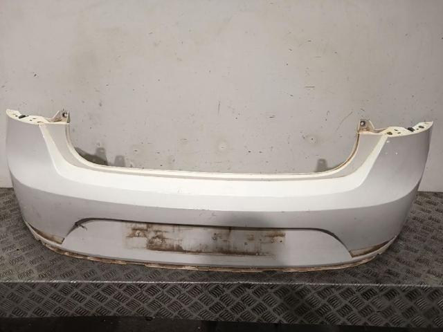 Pára-choque traseiro 6J4807421GRU VAG