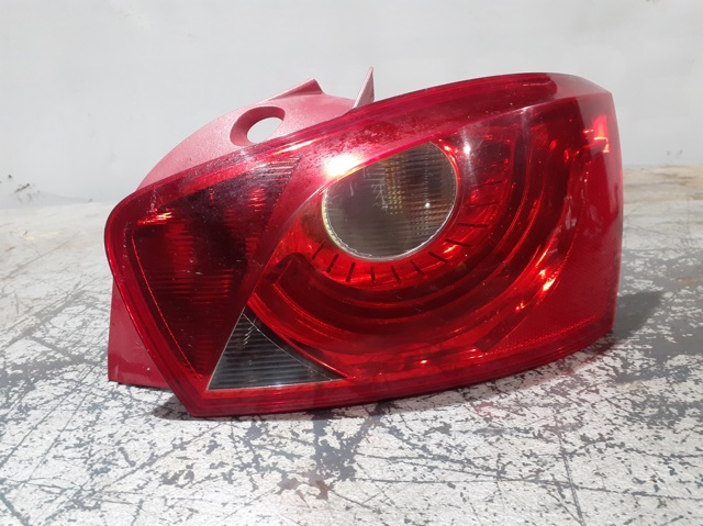 Lanterna traseira direita para Seat Ibiza IV Sportcoupe (6J1,6J1) (2008-2018) 6J4945096G