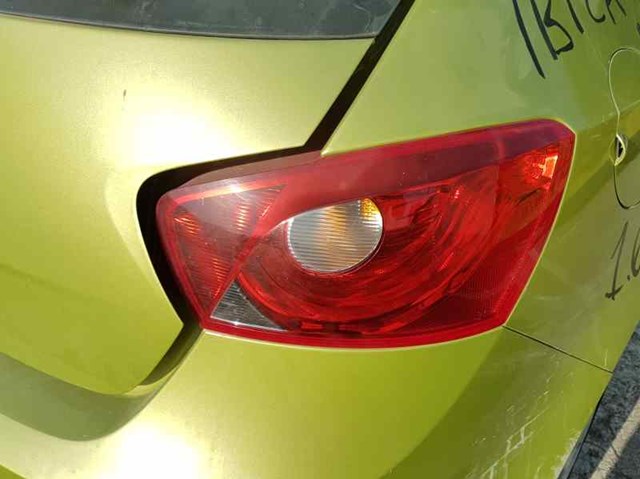 Luz traseira direita para Seat Ibiza III 1.6 16V BLS 6J4945096H