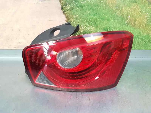 VAG 6J4945096K Фонарь задний правый в наличии Ужгород