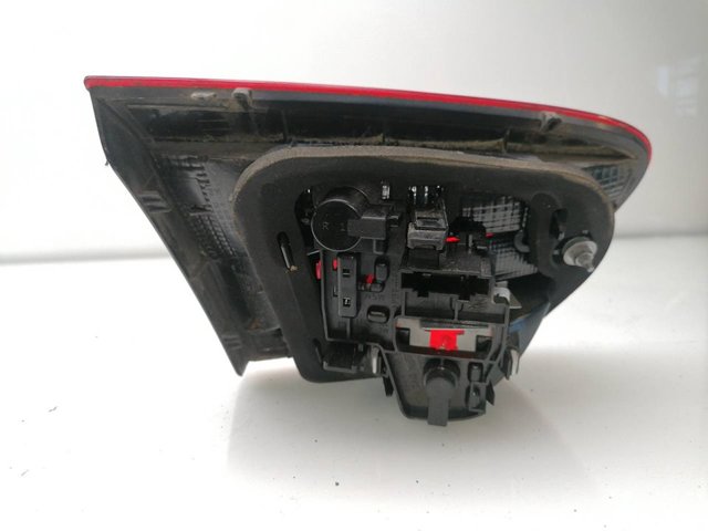 6J8945094C VAG Фонарь задний правый внутренний купить в Полтава