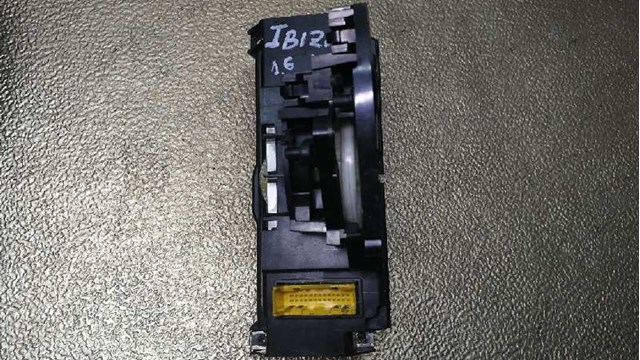 VAG 6K0819045C в наличии Черкассы