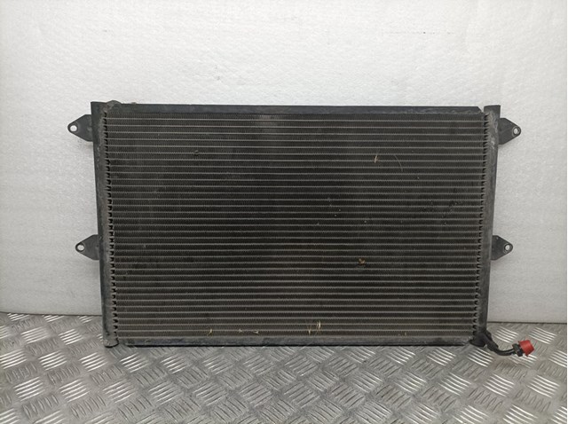 Condensador / radiador de ar condicionado para seat ibiza ii (6k1) (1993-2002) 1.4 i abd 6K0820413B
