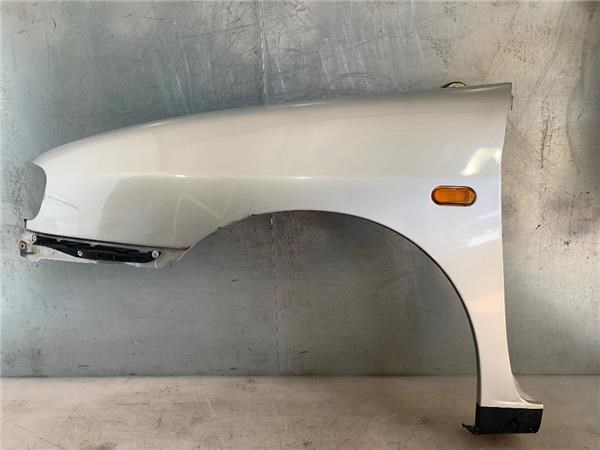 Pára-lama dianteiro esquerdo 6K0821021B VAG