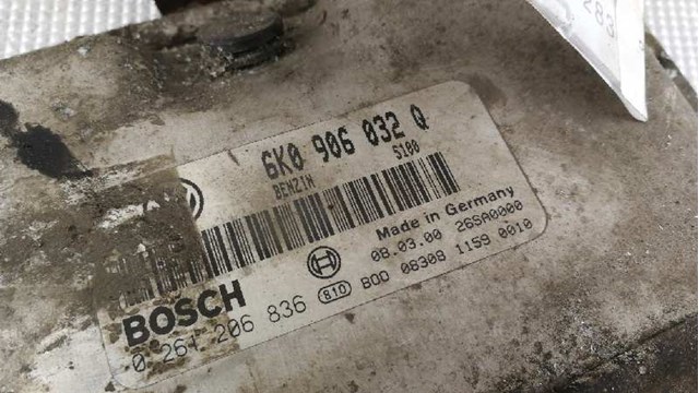 VAG 6K0906032Q Блок управления двигателем в наличии Чернигов