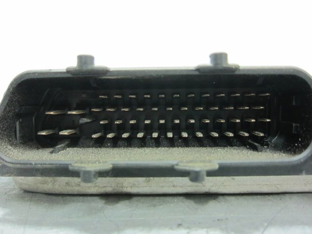 VAG 6K0906032Q Модуль управления (ЭБУ) двигателем в наличии Черновцы