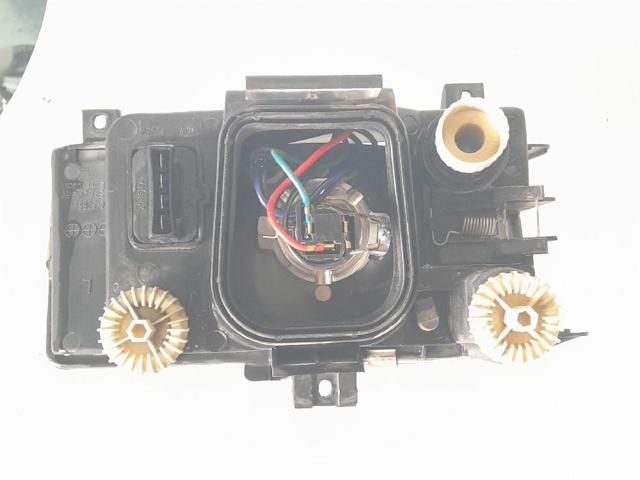 6K0941015 VAG Левая фара купить в Чернигов