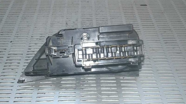 VAG 6K1941531B Переключатель света фар на "торпедо" в наличии Каменское