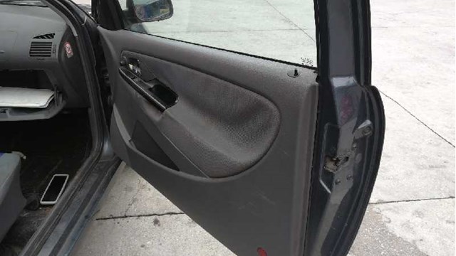 Regulador da janela dianteira direita para assento córdoba sedan (6k2) sx / 09,95 - 12,99 ahu 6K3959802K