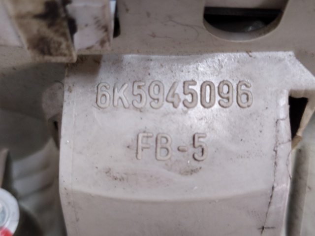 6K5945096 Задний фонарь купить Черновцы