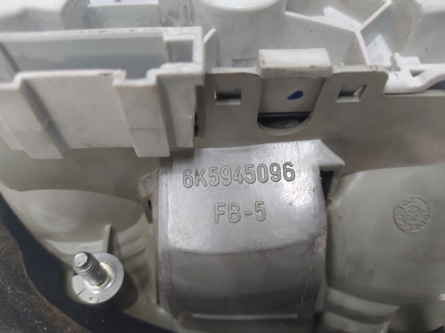 6K5945096 VAG Задний фонарь купить в Винница