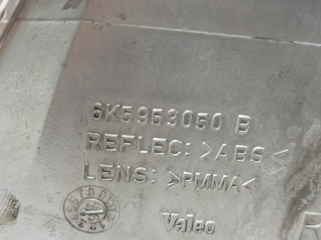 6K5953050B VAG Поворотник правый купить в Ирпень