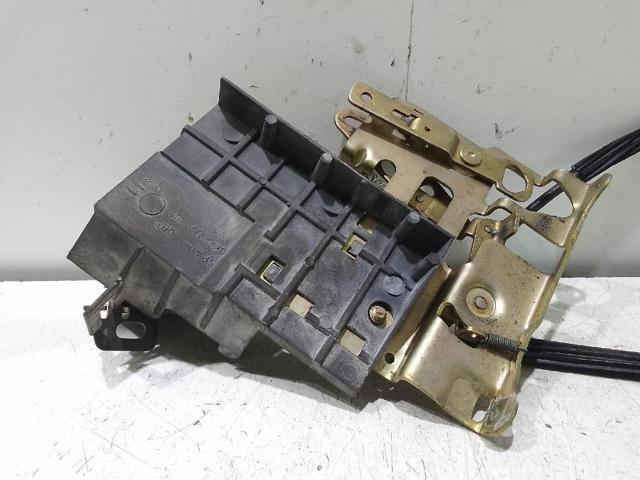 6K9827505 Замок двери задней левой распашной верхний купить Ужгород