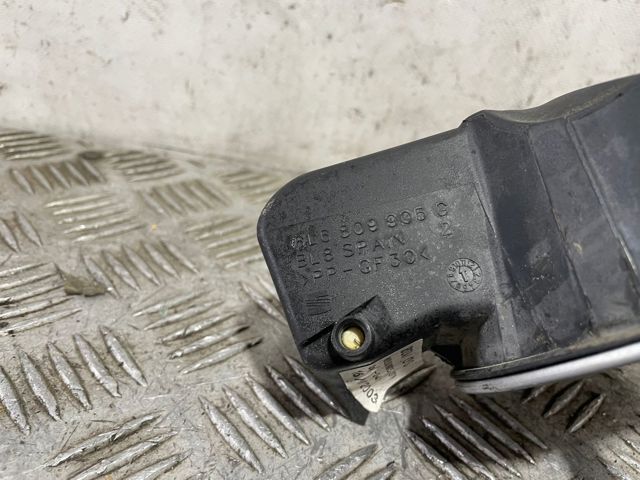6L0010278L Лючок бензобака (топливного бака) купить Хмельницкий