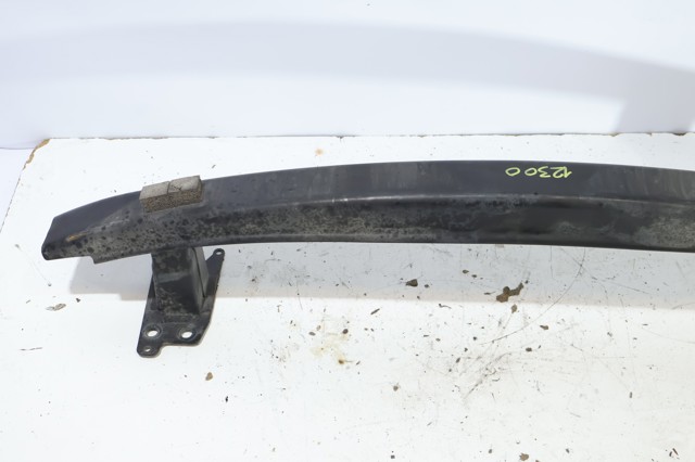 6L0805551C VAG Усилитель переднего бампера купить в Житомир