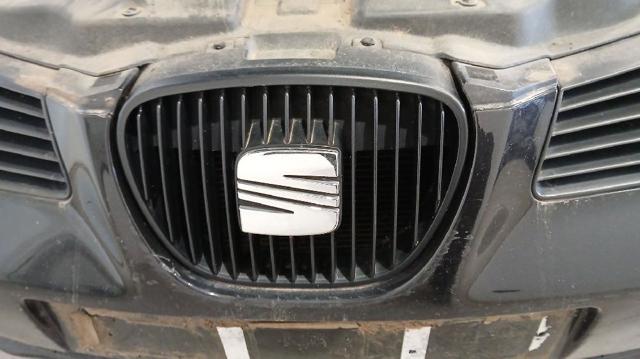 6L0853651D9B9 VAG Решетка радиатора купить в Ирпень