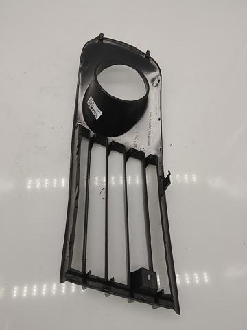 VAG 6L0853666L9B9 Заглушка (решетка) противотуманных фар бампера переднего правая в наличии Днепр