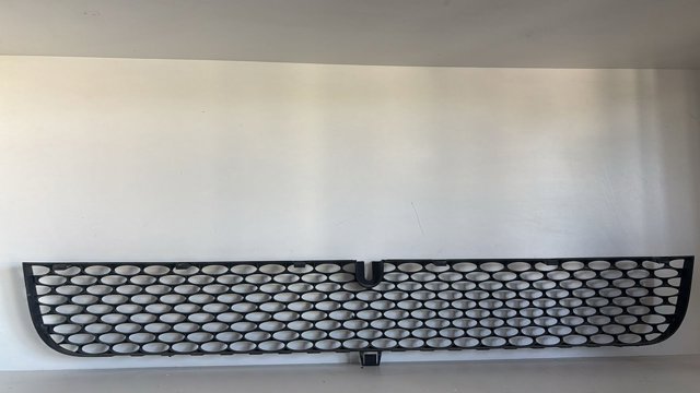 VAG 6L0853667C01C Решетка бампера в наличии Кривой Рог