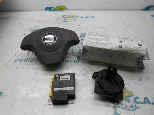 6L0880201D VAG Подушка безопасности (AIRBAG) водительская купить в Чернигов
