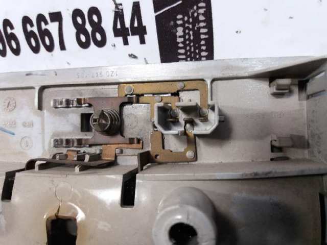 VAG 6L0947105B Плафон освещения салона (кабины) в наличии Львов