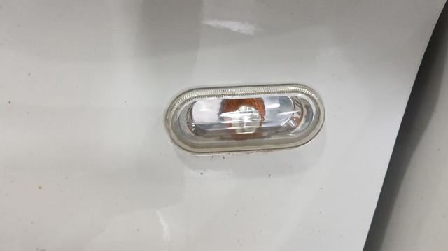 VAG 6L0949117A Повторитель поворота на крыле в наличии Харьков