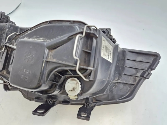 VAG 6L1941006M Правая фара в наличии Каменское