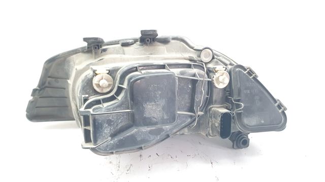 6L1941022A VAG Правая фара купить в Днепр