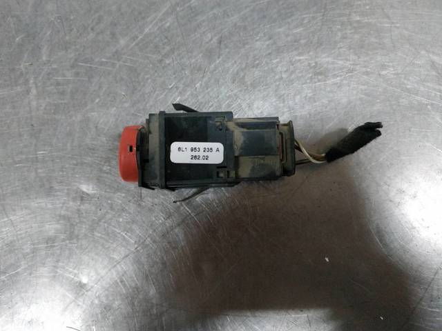 Botão de ativação do sinal de emergência Seat Ibiza 3 6L1