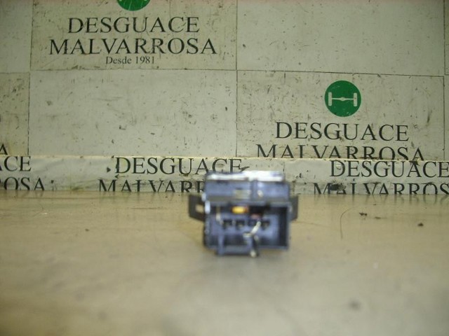 VAG 6L1953235A300 Кнопка аварийки в наличии Кривой Рог