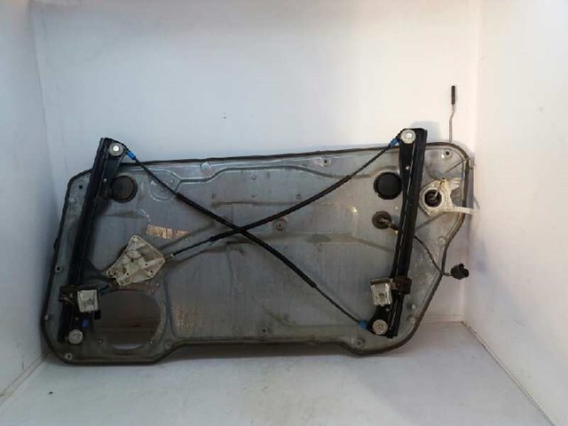 Regulador do vidro dianteiro esquerdo para Seat Ibiza III 1.4 TDI BNV 6L3837751K