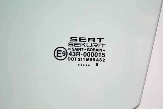 6L4845025A Стекло двери задней левой купить Ровно