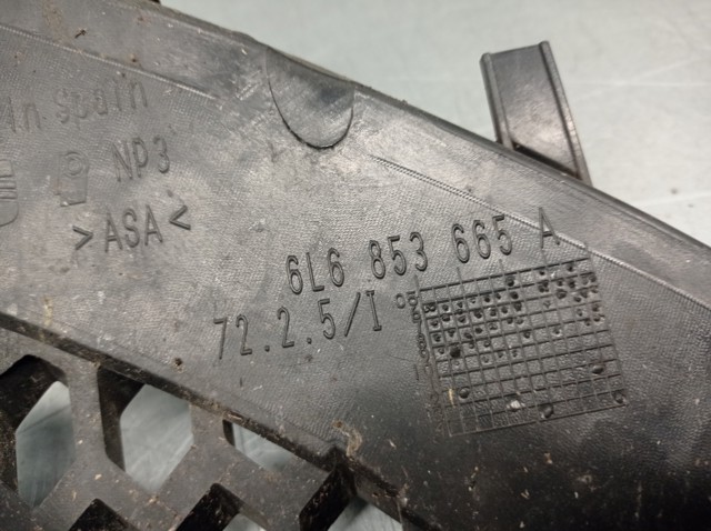 VAG 6L6853665A Заглушка (решетка) противотуманных фар бампера переднего левая в наличии Днепр