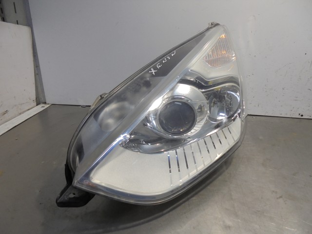 Luz esquerda 6M2113006AH Ford