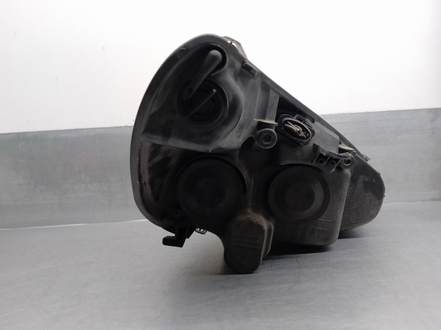 FORD 6M2113W030AF Левая фара в наличии Запорожье