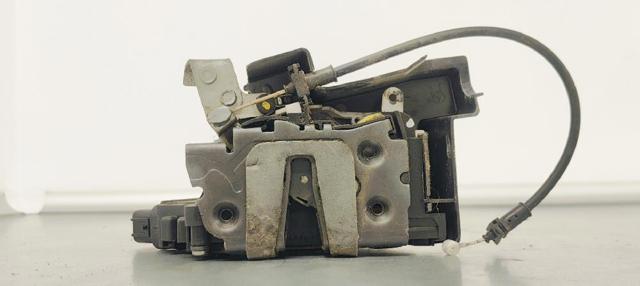 Fecho da porta dianteira esquerda 6M2AR21813EB FORD