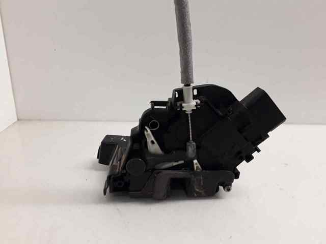 Fecho da porta dianteira esquerda 6M2AR21813EB FORD