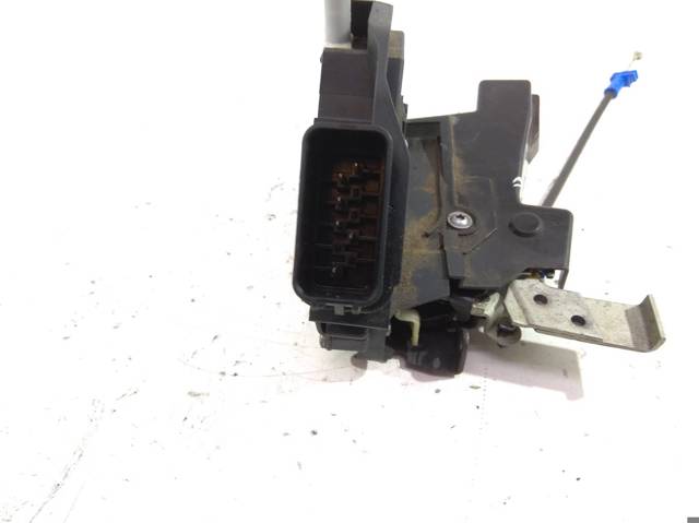 Fecho da porta dianteira esquerda 6M2AR21813EB FORD