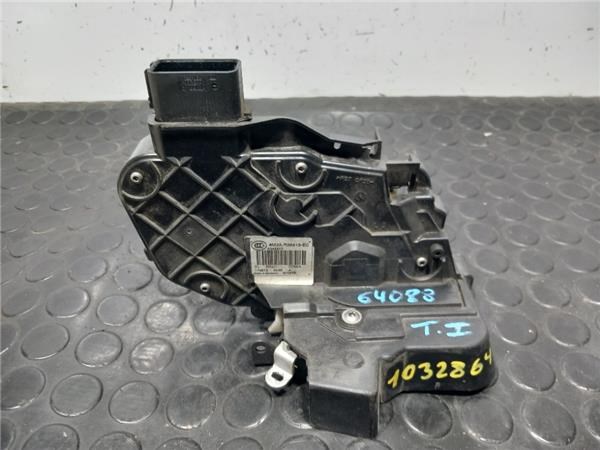 6M2AR26413EC Замок двери задней левой купить Черновцы