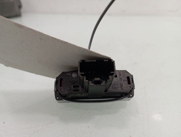 Botão de ativação do sinal de emergência 6M2T13A350AB FORD