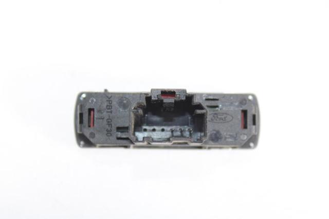 Botão de ativação do sinal de emergência Ford Galaxy WA6