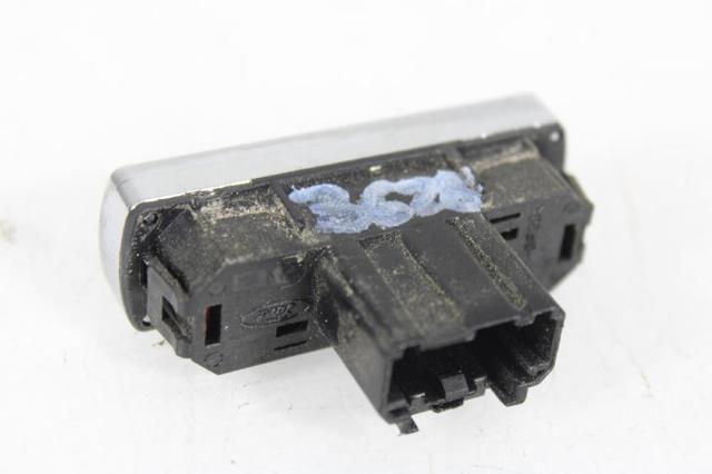 Botão de ativação do sinal de emergência Ford Galaxy WA6