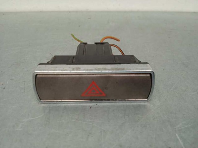 Botão de ativação do sinal de emergência 6M2T13A350AB FORD