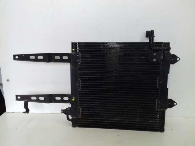 Condensador de ar condicionado / radiador para Volkswagen Lupo 1.0 AHT 6N0820413B