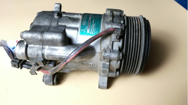 Compressor de ar condicionado para volkswagen polo 60 1.4 aex 6N0820803A
